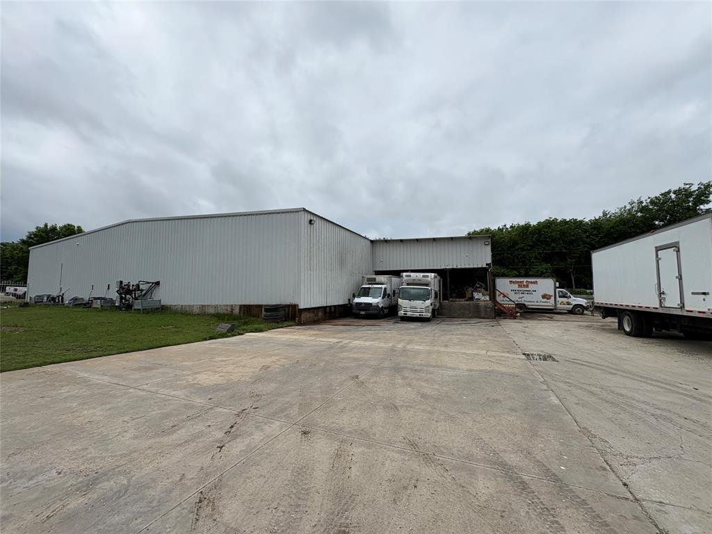 6529 Asher Road Alvarado, TX 76009 - Photo 8 of 39