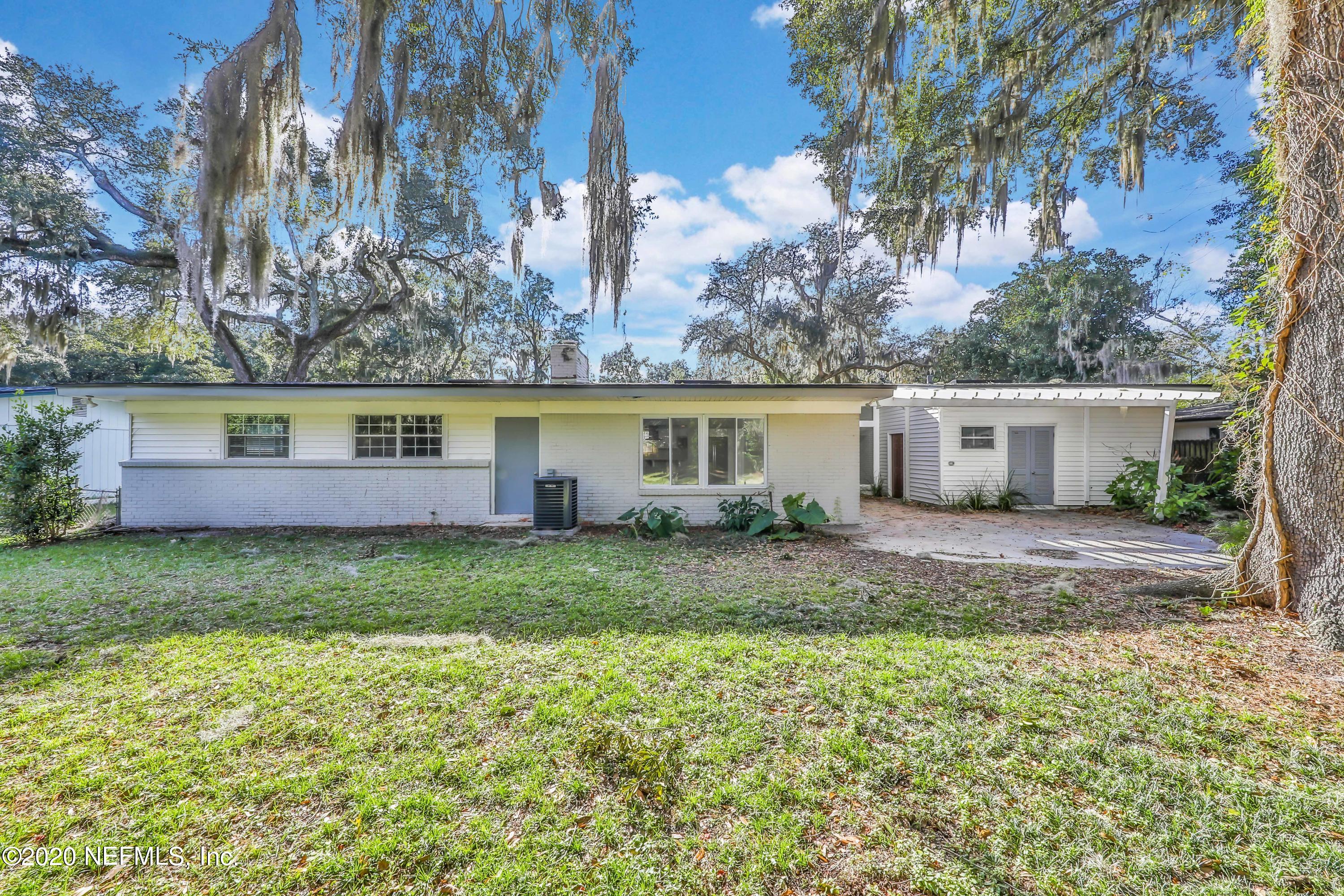 2553 Holly Point Road West Orange Park, FL 32073 - Photo 36 of 40 *