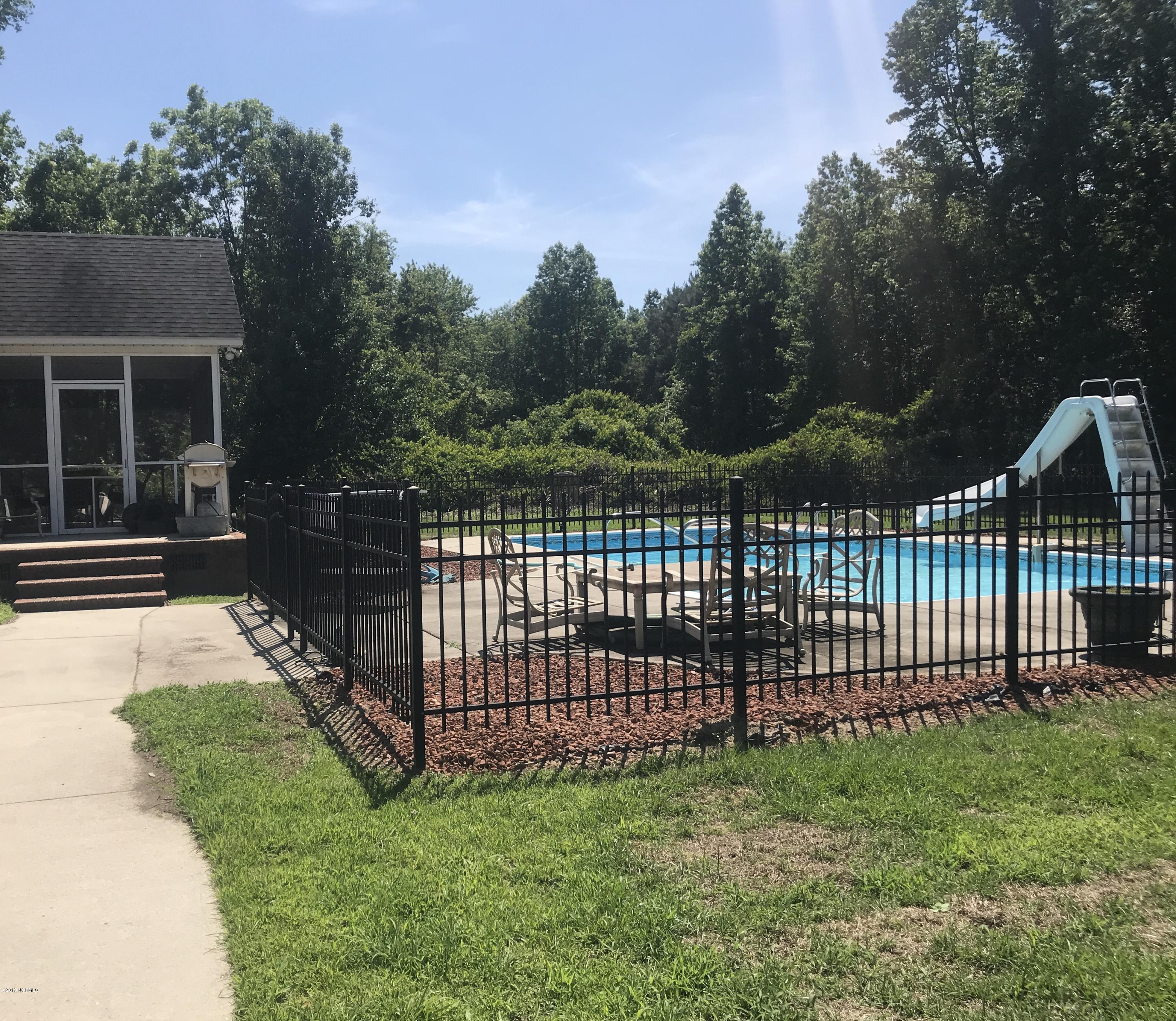 100 Barker Road Clinton, NC 28328 - Photo 26 of 27 IMG_6932