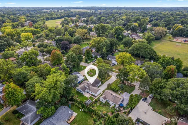 $515,000 | 909 South Main Street, Wheaton, IL 60189