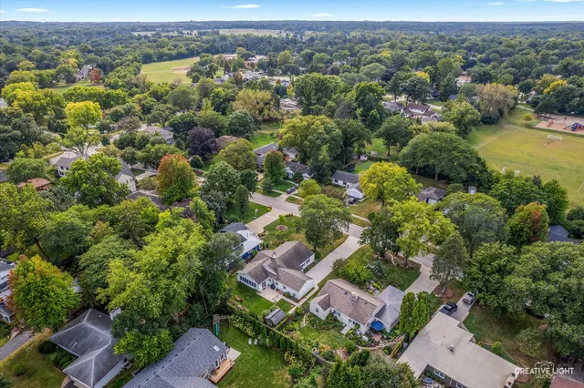 $515,000 | 909 South Main Street, Wheaton, IL 60189