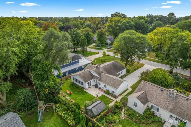 $515,000 | 909 South Main Street, Wheaton, IL 60189