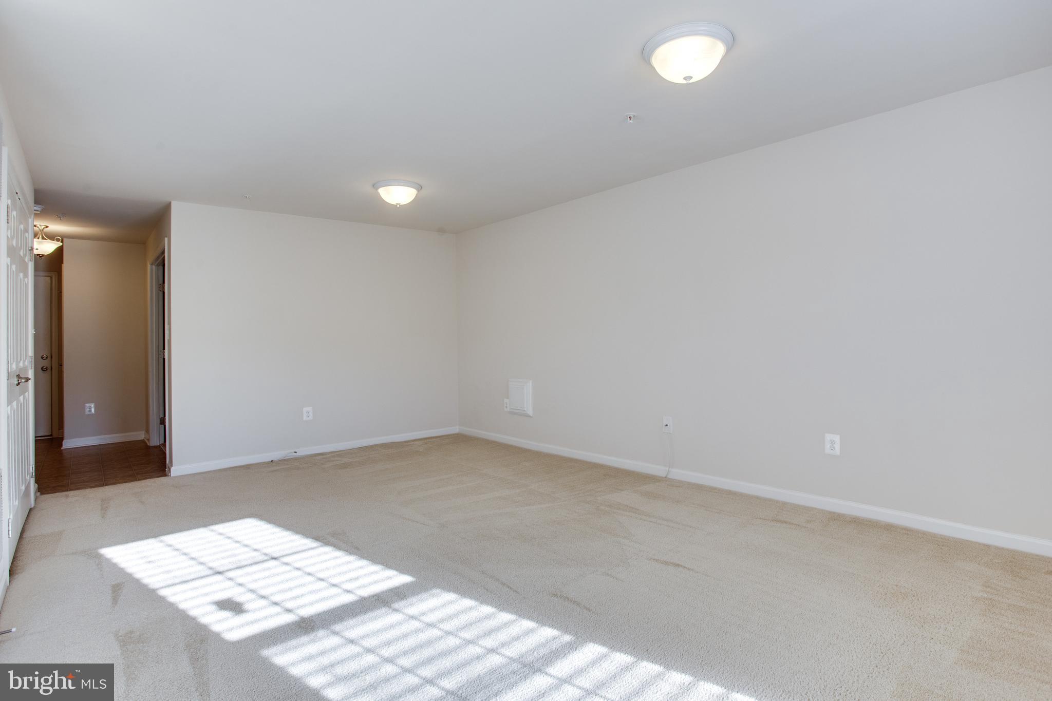 2049 Spring Run Circle Frederick, MD 21702 - Photo 14 of 58 Gallery Image 14