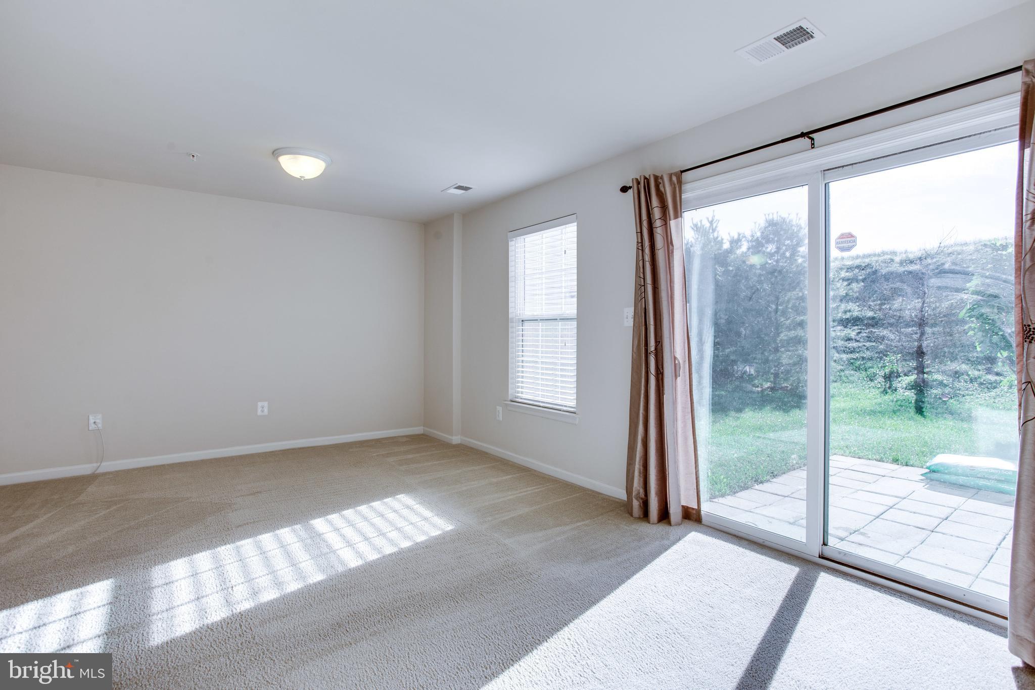 2049 Spring Run Circle Frederick, MD 21702 - Photo 15 of 58 Gallery Image 15