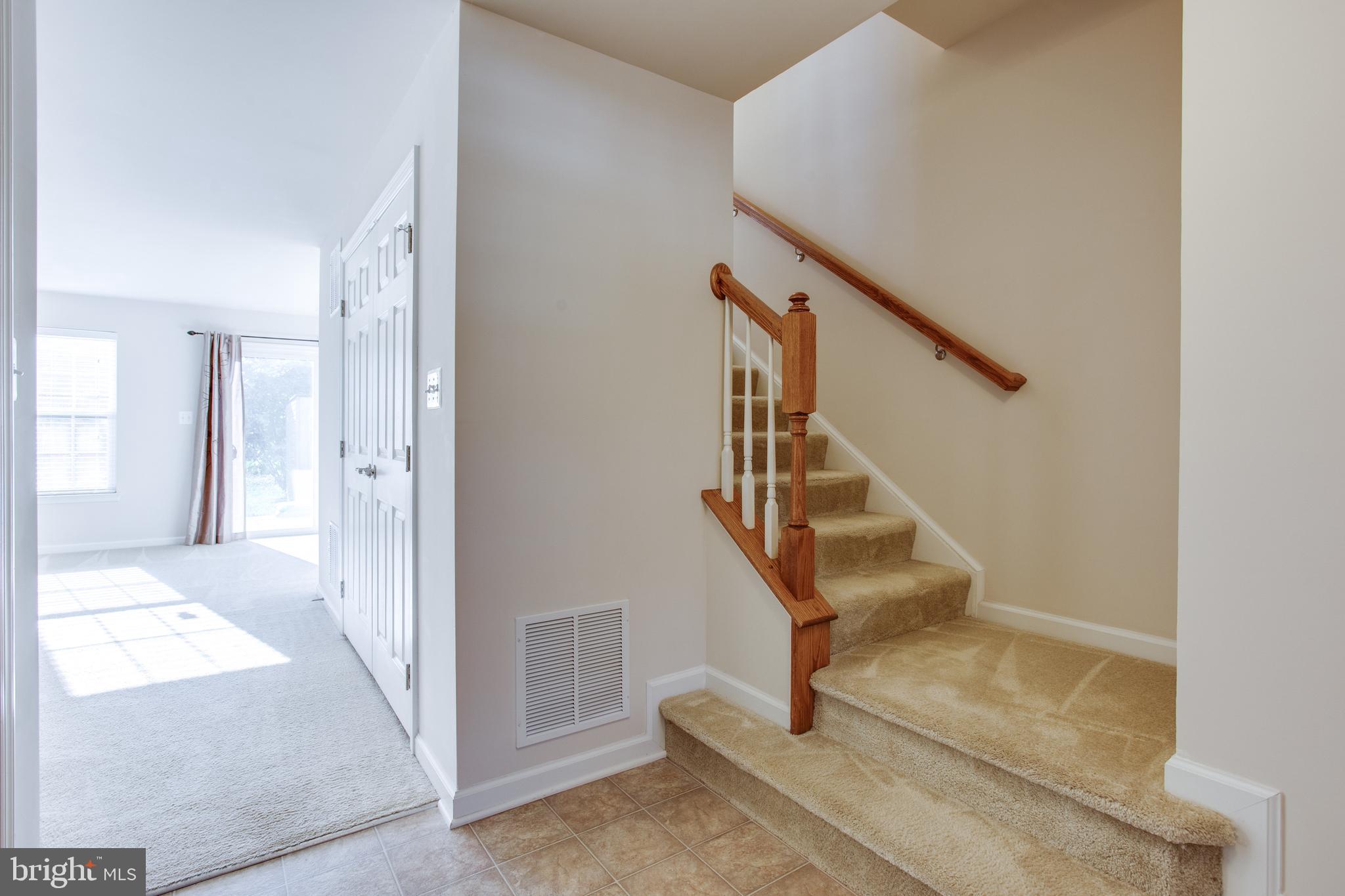 2049 Spring Run Circle Frederick, MD 21702 - Photo 4 of 58 Gallery Image 4