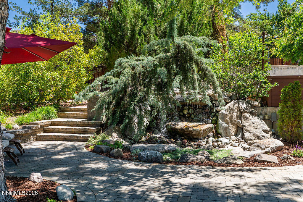 2450 Sequoia Lane Reno, NV 89502 - Photo 23 of 42 08_2450SequoiaLane_CopyrightJeremyJensen