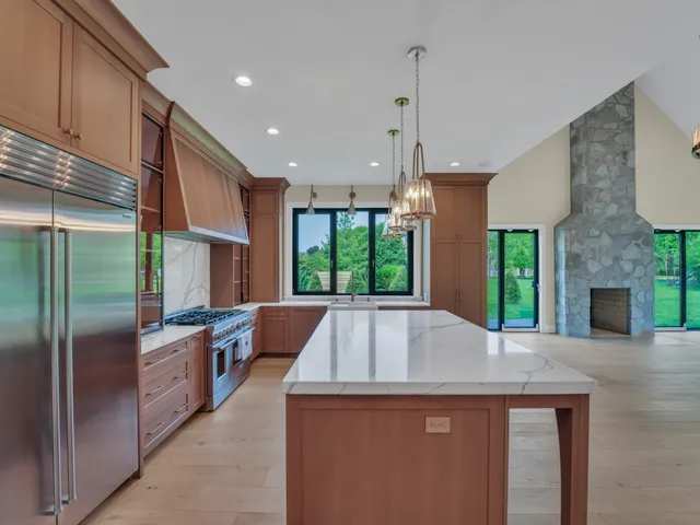 $1,850,000 | 525 Maple Street, Unit 7, Lake Geneva, WI 53147