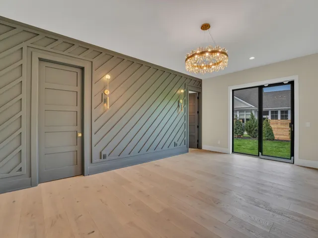 $1,850,000 | 525 Maple Street, Unit 7, Lake Geneva, WI 53147