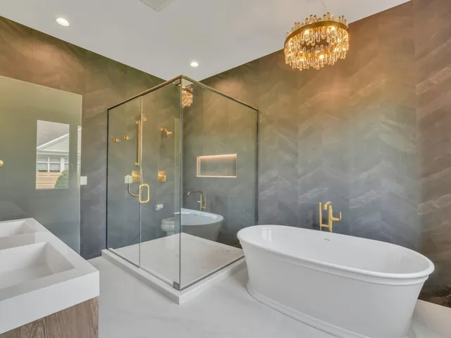 $1,850,000 | 525 Maple Street, Unit 7, Lake Geneva, WI 53147