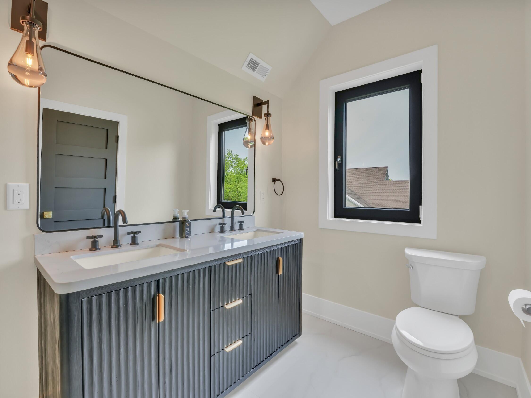 525 Maple Street, Unit 7 Lake Geneva, WI 53147 - Photo 62 of 92 Interior