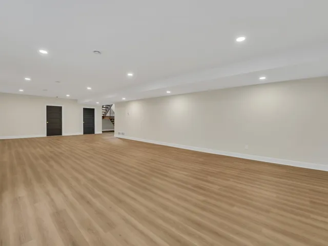 $1,850,000 | 525 Maple Street, Unit 7, Lake Geneva, WI 53147