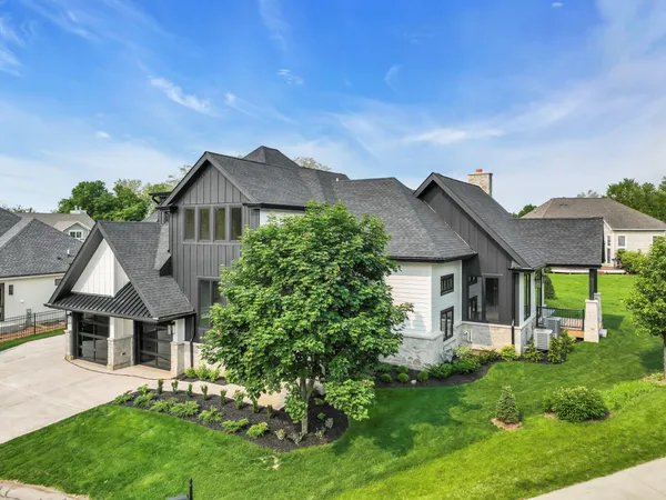 $1,850,000 | 525 Maple Street, Unit 7, Lake Geneva, WI 53147