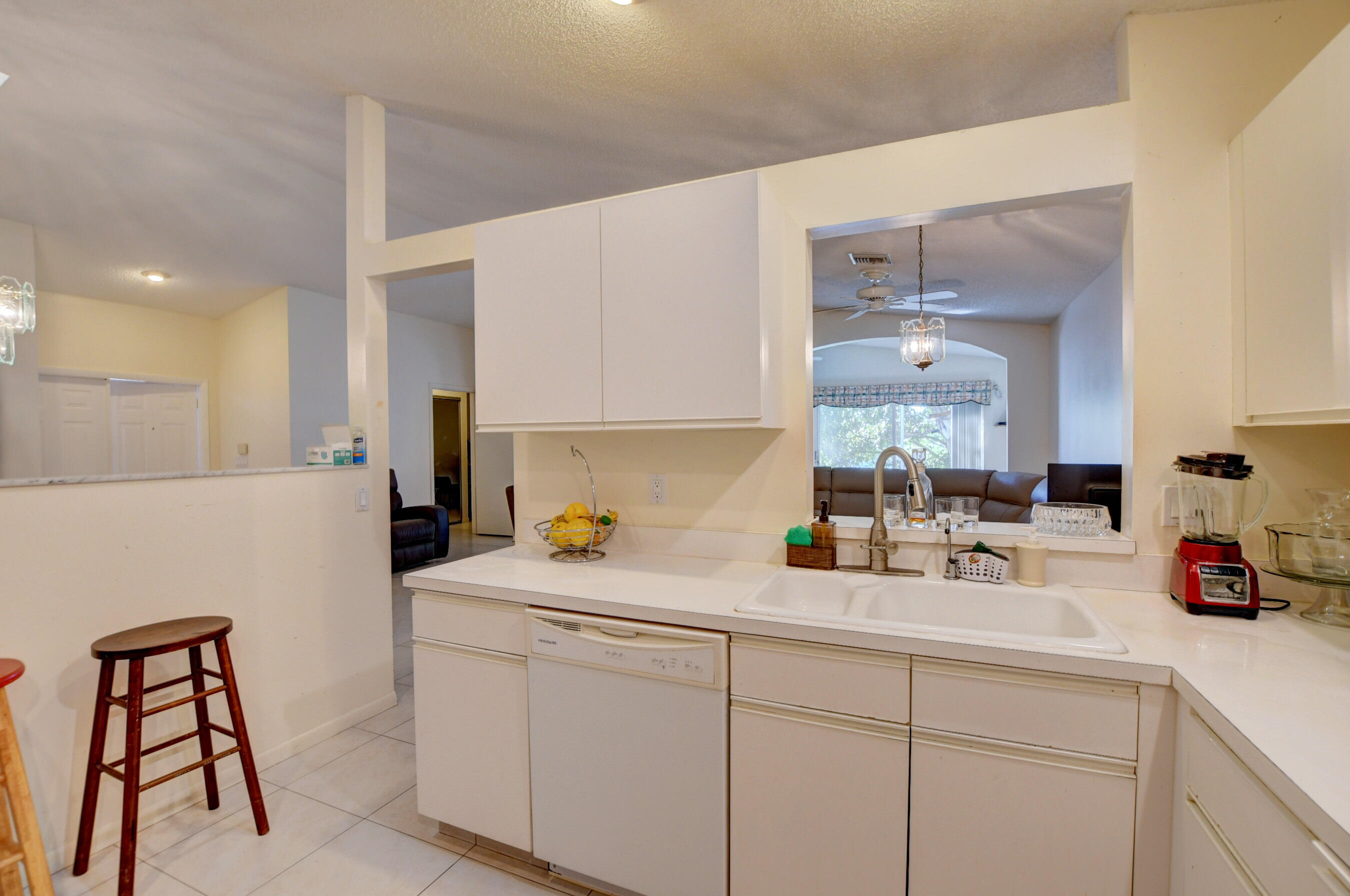 10332 Sunstream Lane Boca Raton, FL 33428 - Photo 30 of 49 30_ebf_8713and4more