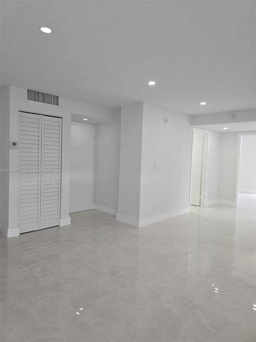 17021 North Bay Road, Unit 601 Sunny Isles Beach, FL 33160 - Photo 13 of 19