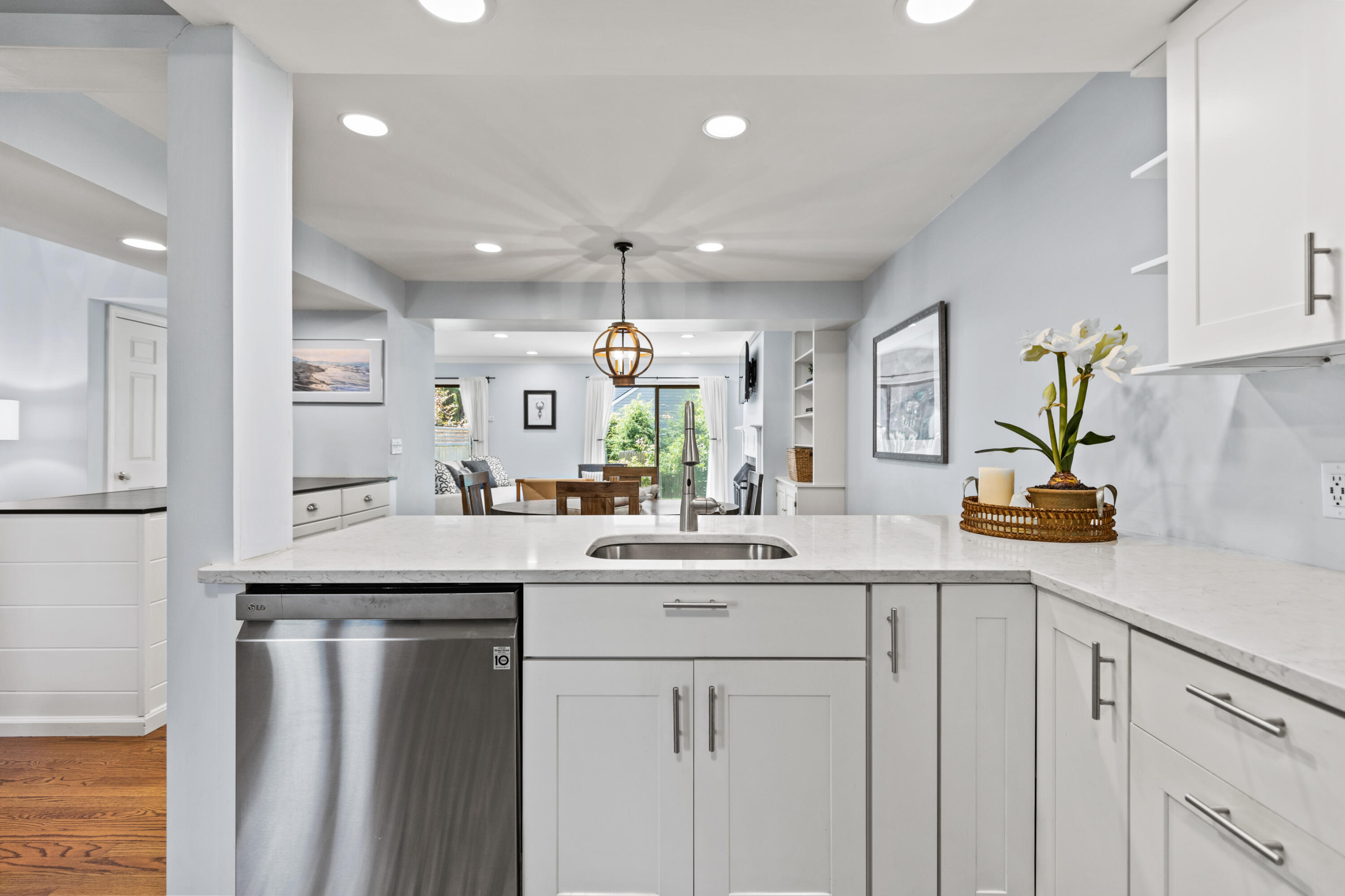 7 Foreside Common Road, Unit 7A Falmouth, ME 04105 - Photo 11 of 36 Kitchen