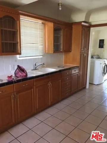 $4,200 | 4026 Ingraham Street, Los Angeles, CA 90005