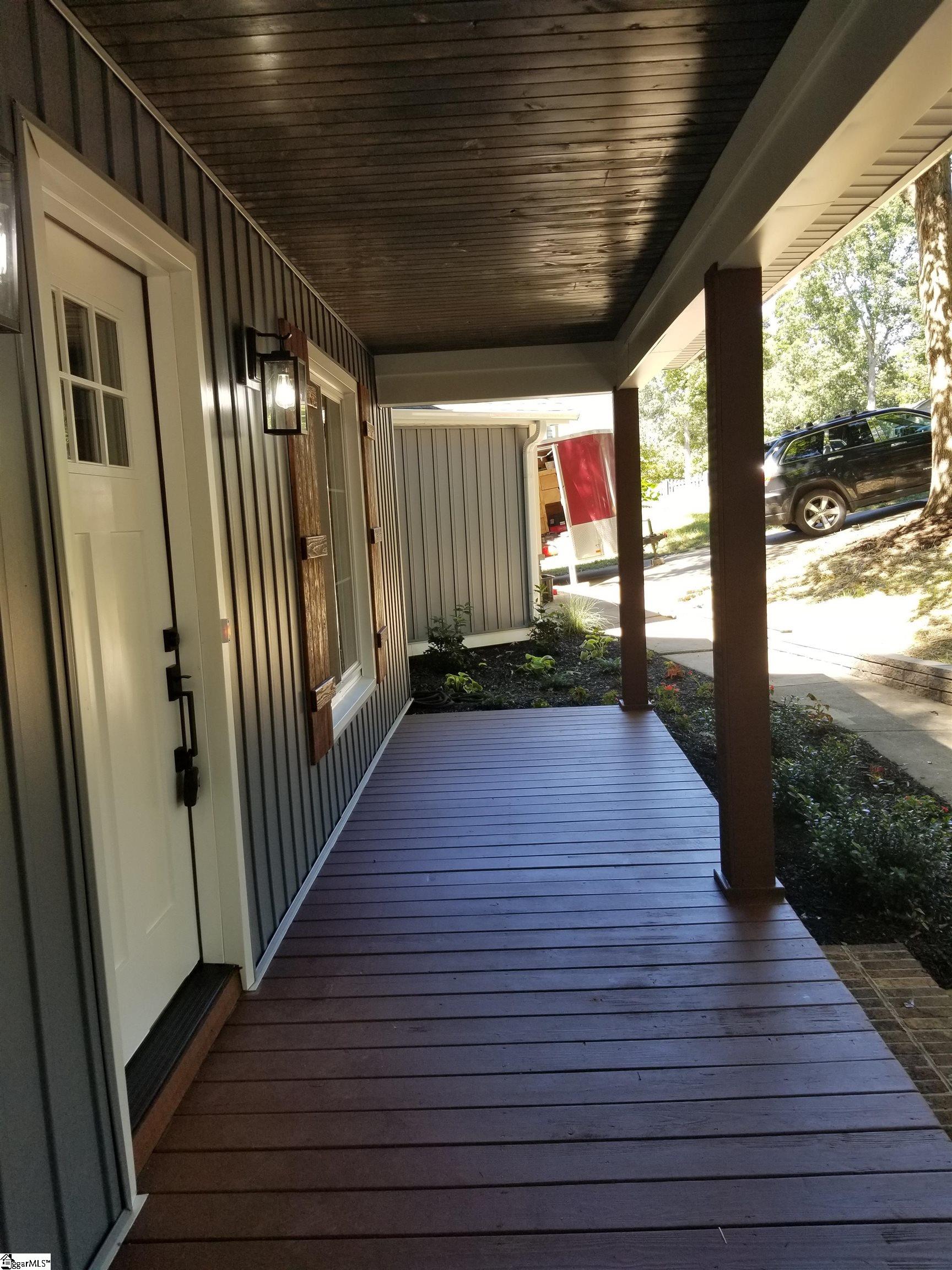 113 Wood Creek Road Mauldin, SC 29662 - Photo 4 of 33 Gallery Image 4
