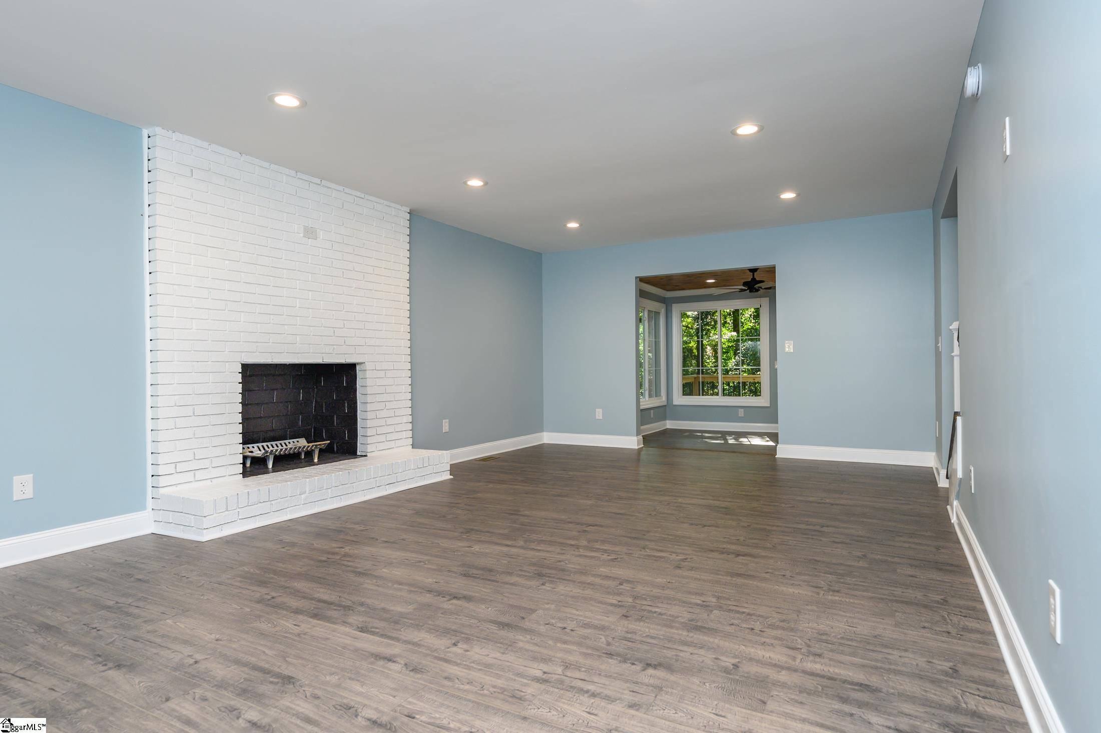 113 Wood Creek Road Mauldin, SC 29662 - Photo 5 of 33 Gallery Image 5