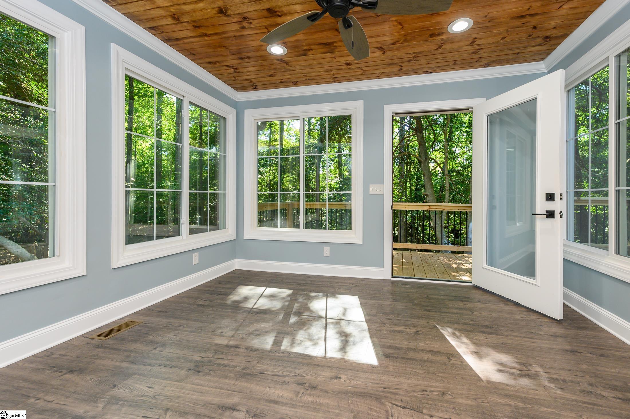 113 Wood Creek Road Mauldin, SC 29662 - Photo 6 of 33 Gallery Image 6