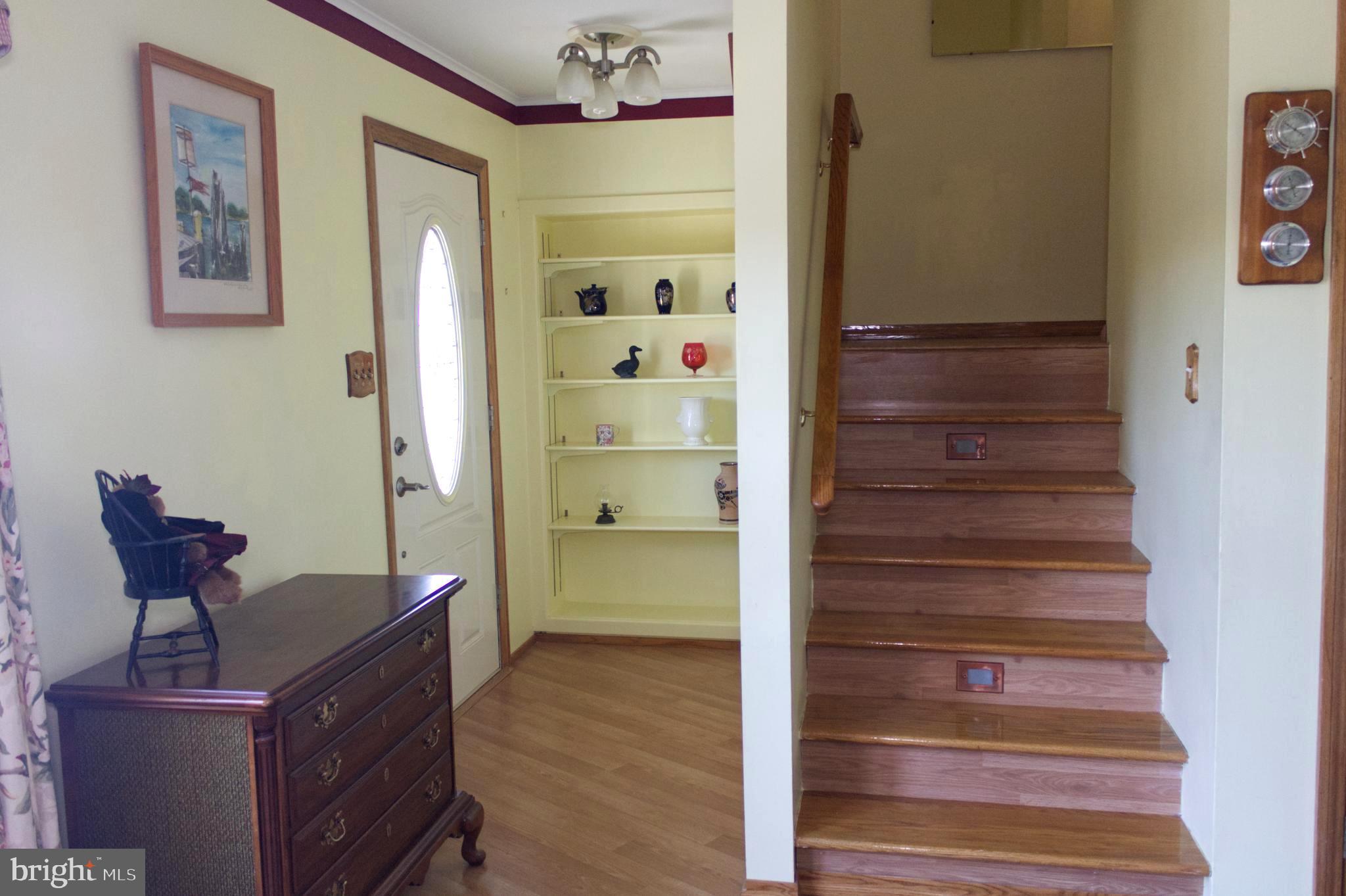 707 Round Top Road Chestertown, MD 21620 - Photo 15 of 31 Living Room & 2nd Floor steps
