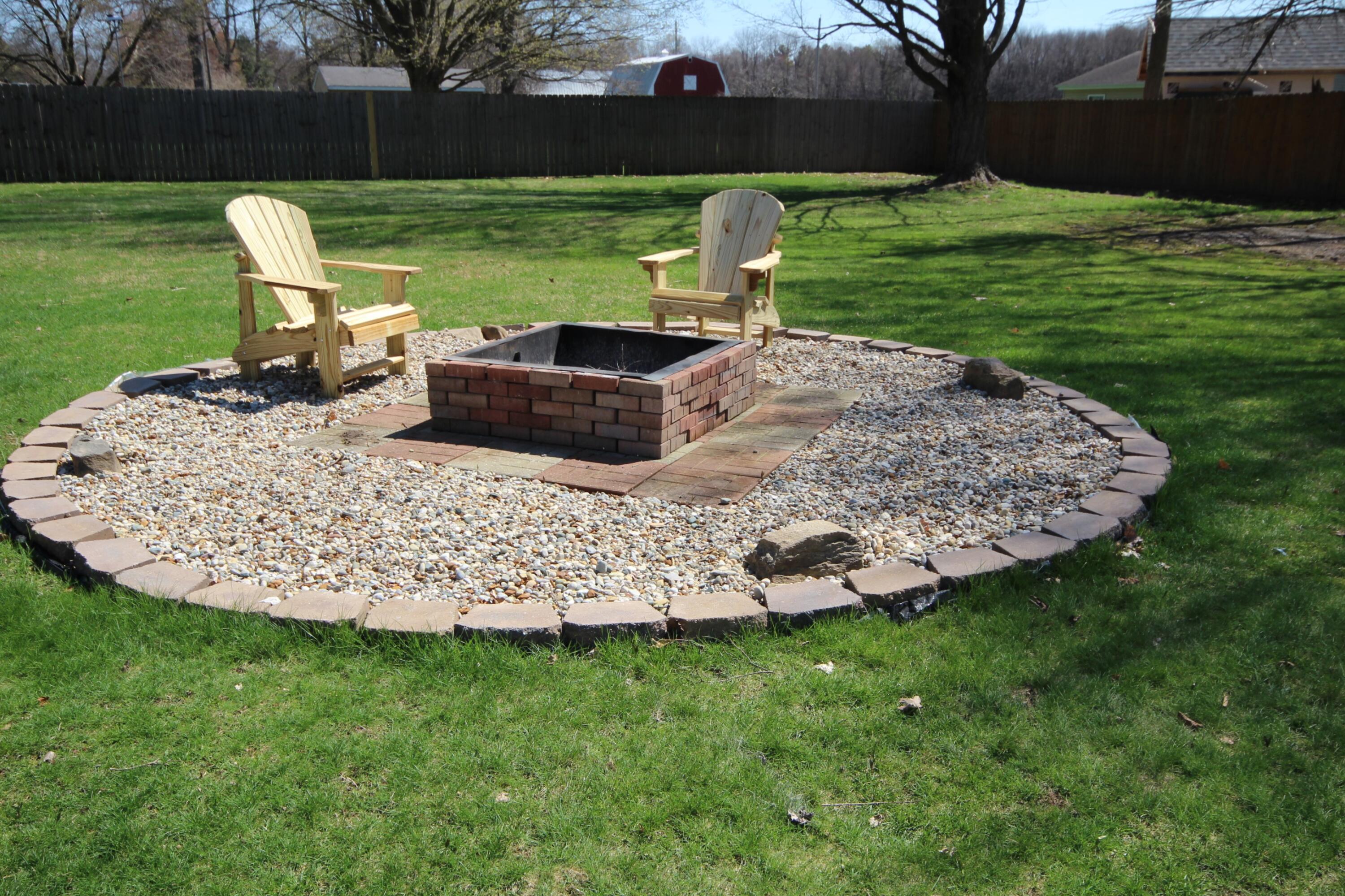 12345 South Sprinkle Road Vicksburg, MI 49097 - Photo 4 of 32 4