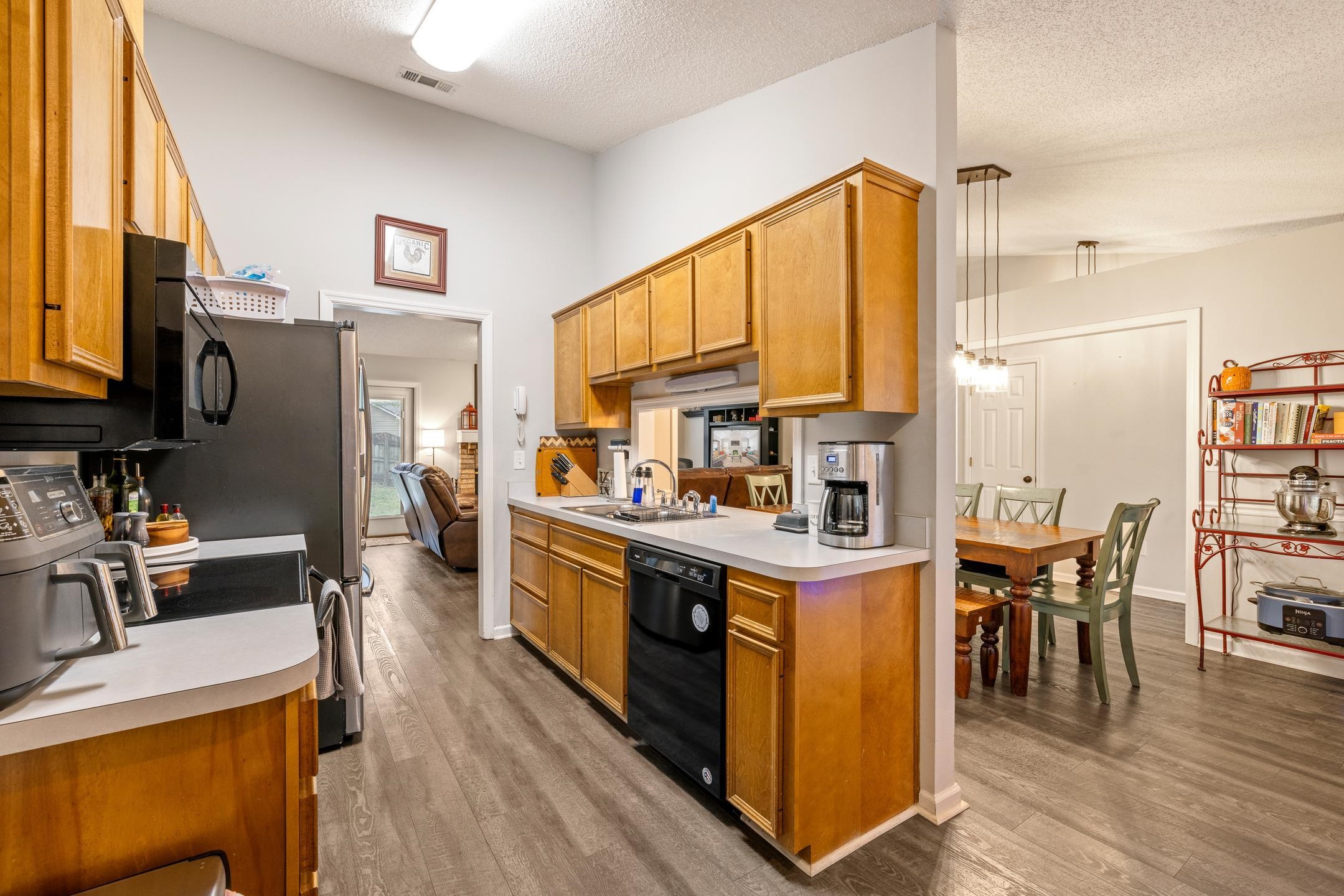 1739 Folkstone Road Tallahassee, FL 32312 - Photo 23 of 34 Gallery Image 23