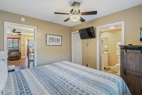 $309,900 | 102 Baskins Creek Bypass, Unit 107, Gatlinburg, TN 37738