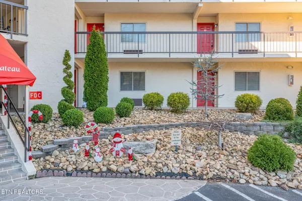 $309,900 | 102 Baskins Creek Bypass, Unit 107, Gatlinburg, TN 37738