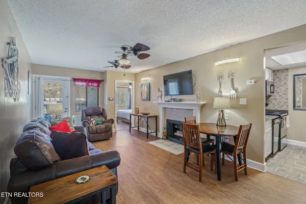 $309,900 | 102 Baskins Creek Bypass, Unit 107, Gatlinburg, TN 37738