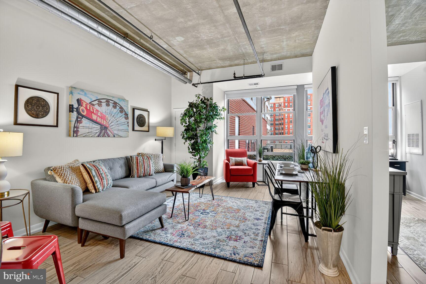 1300 N Street Northwest, Unit 214 Washington, DC 20005 - Photo 5 of 38 Tons of Natural Light!