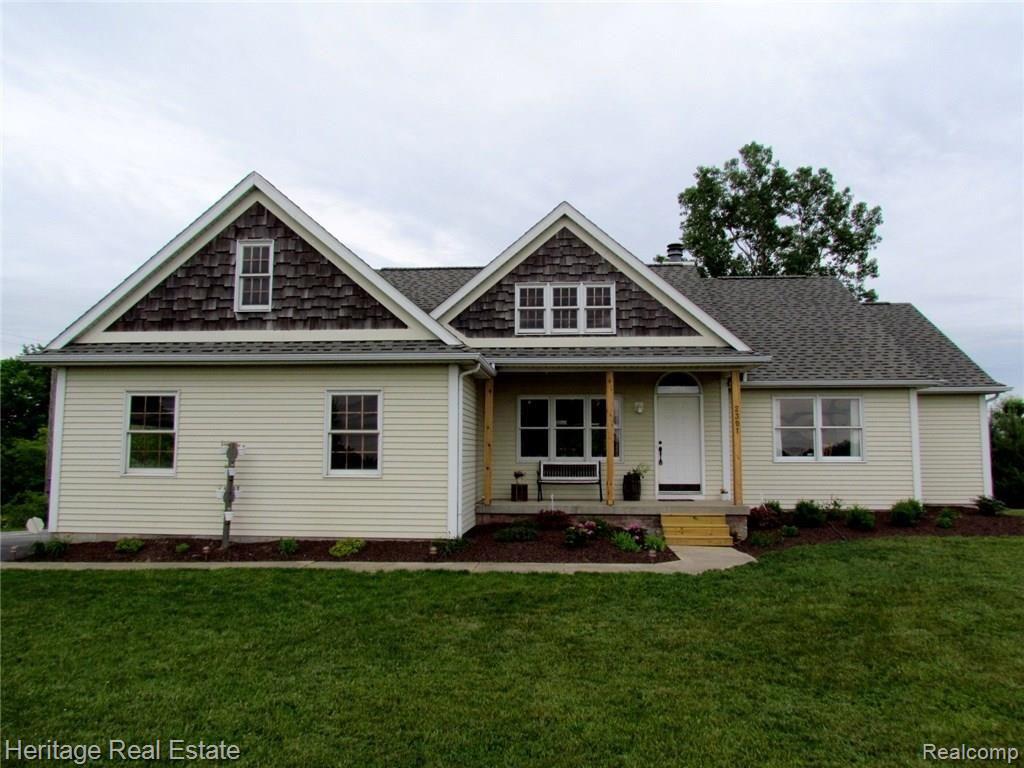 2301 Bullock Road Lapeer, MI 48446 - Photo 1 of 36 IMG_5098.JPG
