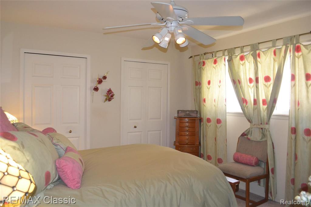 5708 Wedgewood Road Canton, MI 48187 - Photo 30 of 35