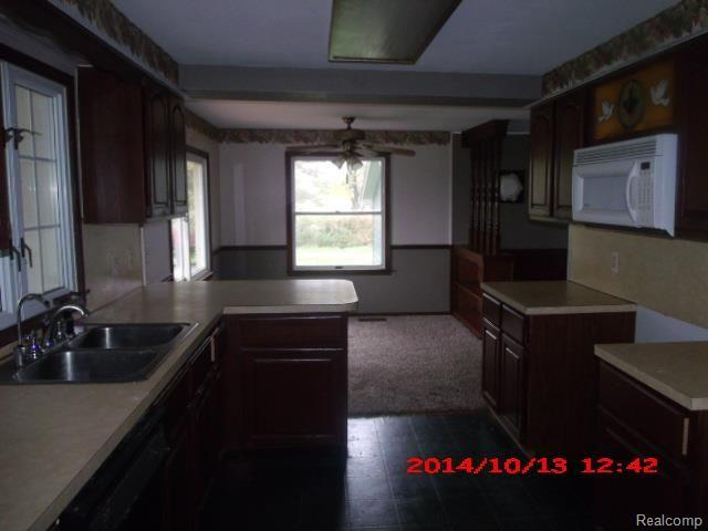 2991 Plank Road Marine City, MI 48039 - Photo 8 of 18 GEDC0235.jpg