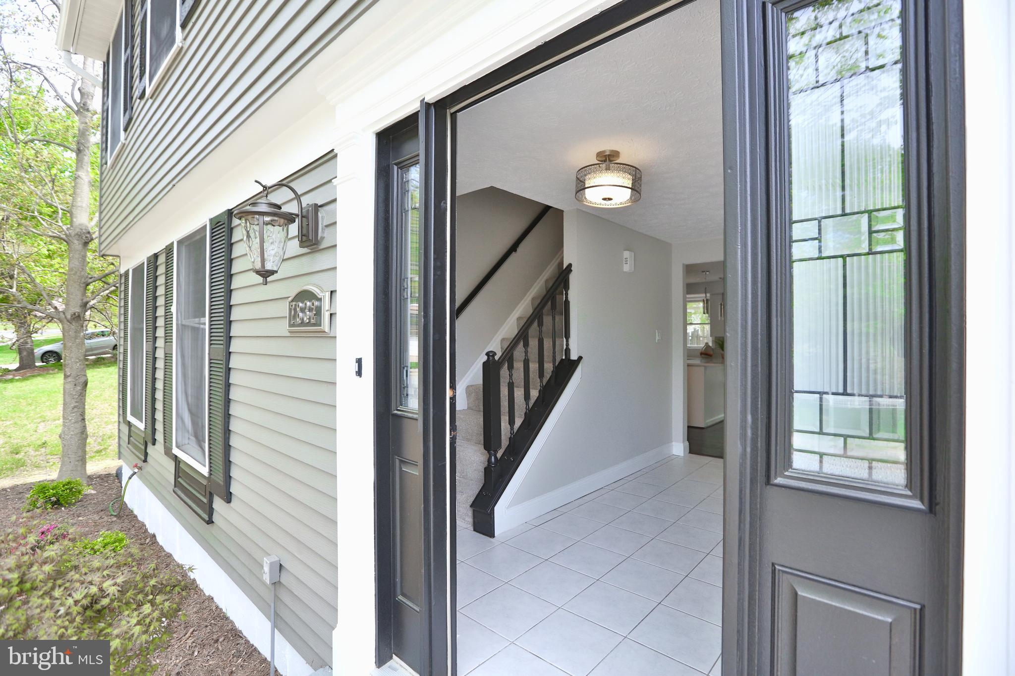 7832 Roundabout Way Springfield, VA 22153 - Photo 2 of 47