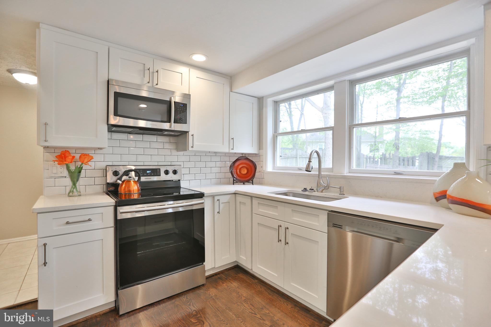 7832 Roundabout Way Springfield, VA 22153 - Photo 15 of 47