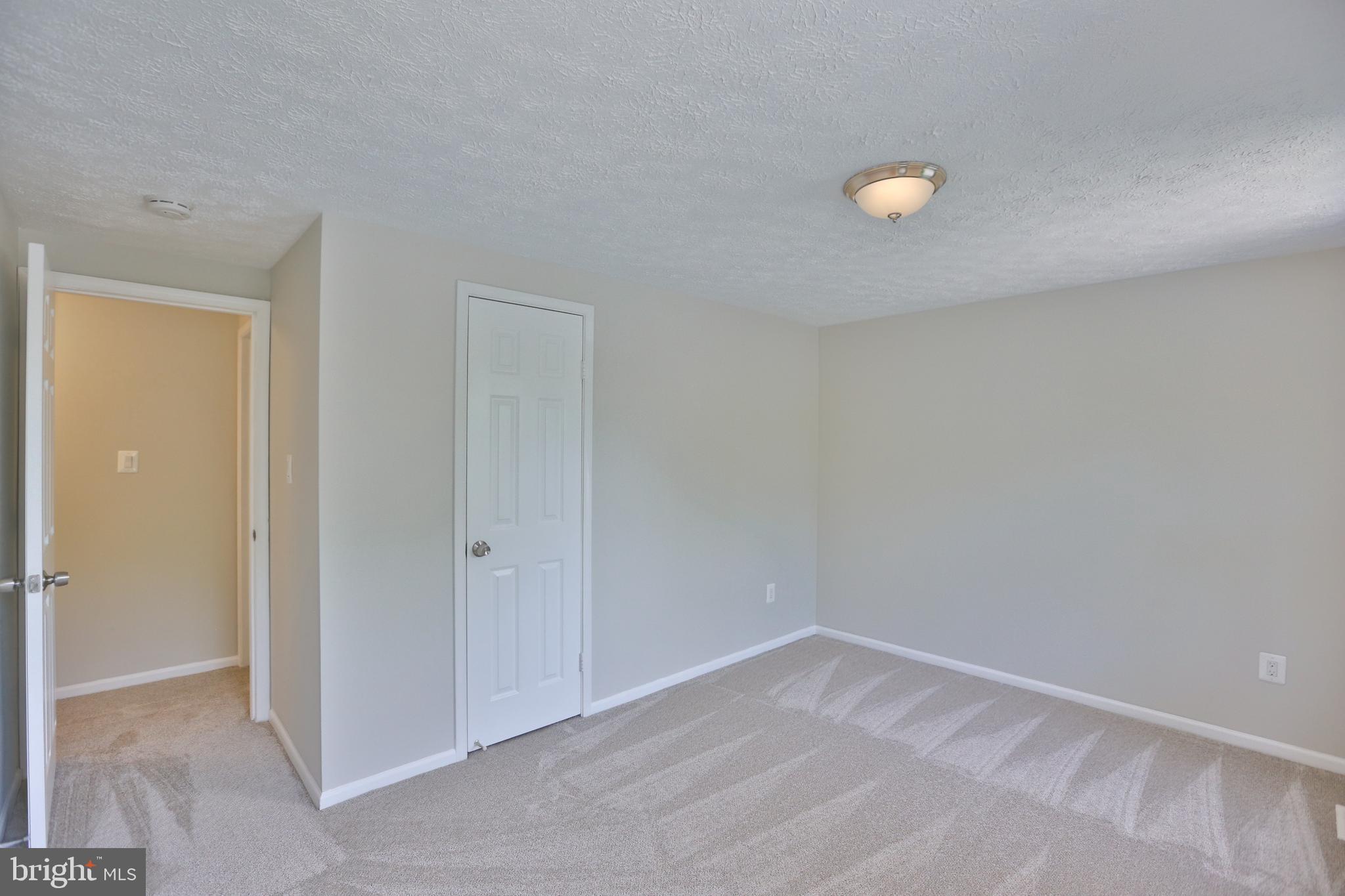 7832 Roundabout Way Springfield, VA 22153 - Photo 29 of 47