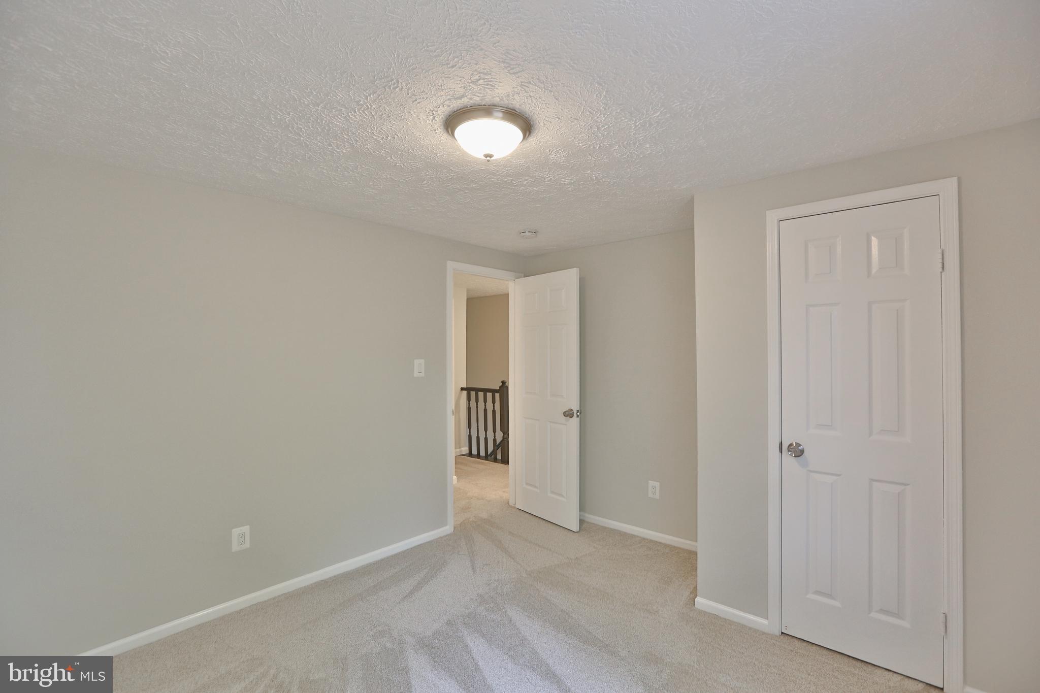 7832 Roundabout Way Springfield, VA 22153 - Photo 31 of 47