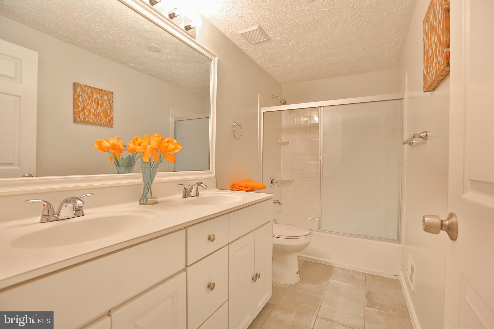 7832 Roundabout Way Springfield, VA 22153 - Photo 33 of 47