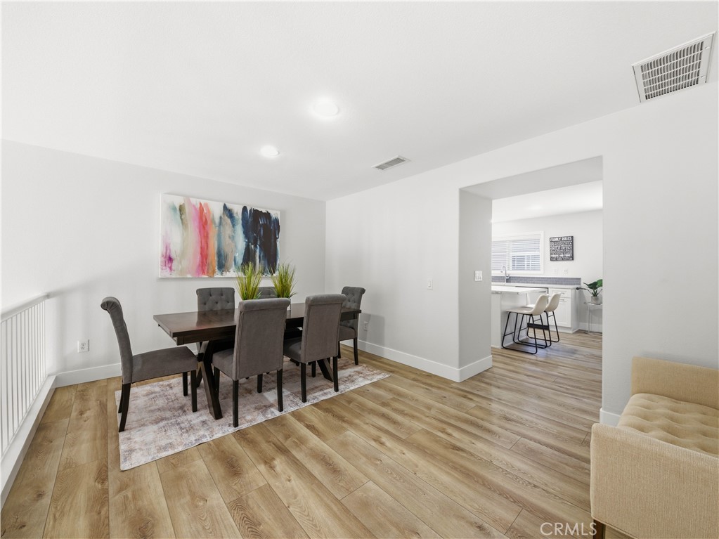 25710 Holiday, Unit C Stevenson Ranch, CA 91381 - Photo 5 of 29