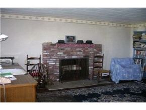 54 Raymond Road Nottingham, NH 03290 - Photo 4 of 9