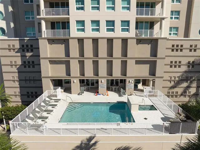 $895,000 | 1771 Ringling Boulevard, Unit 704, Sarasota, FL 34236