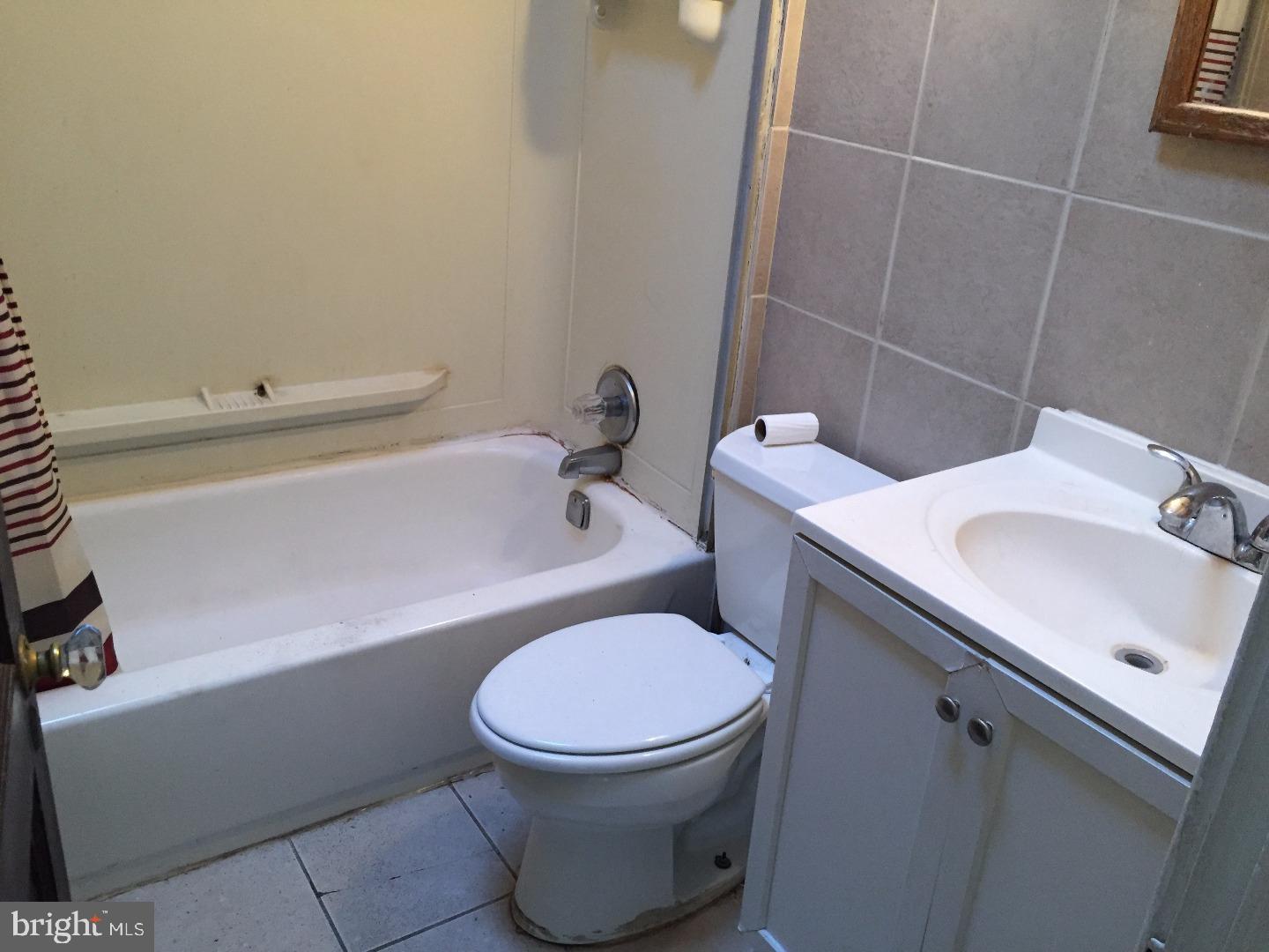 7149 Stockley Road Upper Darby, PA 19082 - Photo 8 of 11 Gallery Image 8