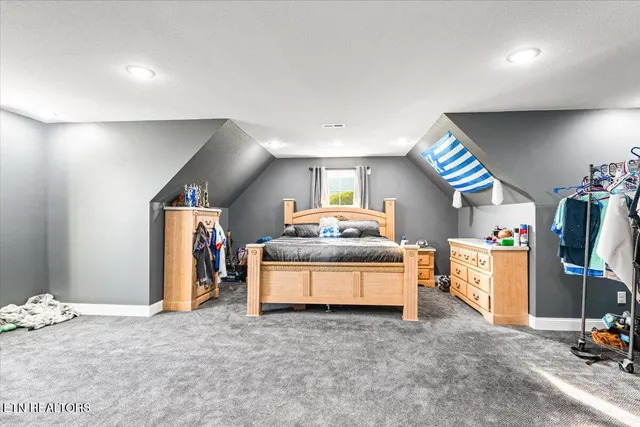 $1,150,000 | 1126 Cross Valley Road, La Follette, TN 37766