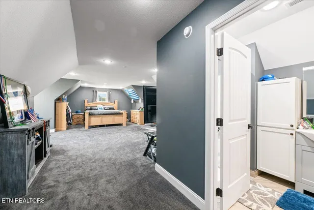 $1,150,000 | 1126 Cross Valley Road, La Follette, TN 37766