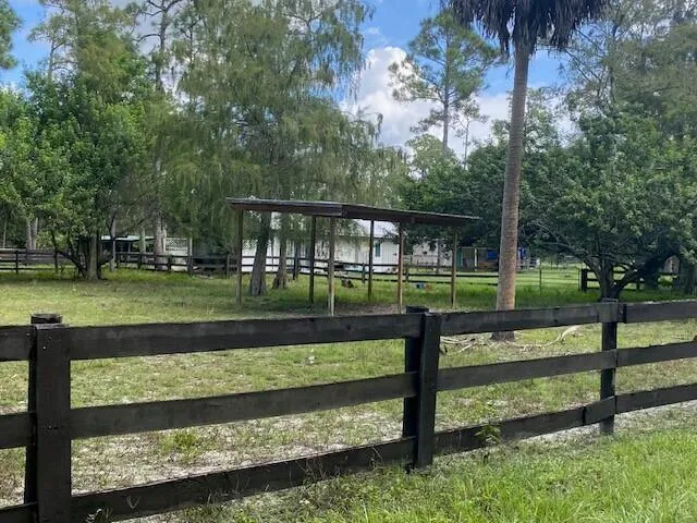 $1,750 | 2141 B Road, Unit STUDIO 2, Loxahatchee Groves, FL 33470