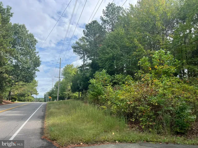 $319,000 | 48683 Beachville Road, St. Inigoes, MD 20684