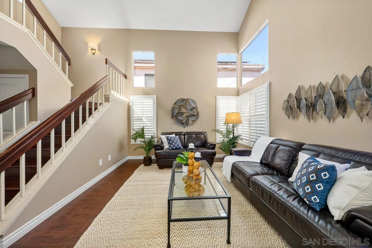807 Ridgewater Drive Chula Vista, CA 91913 - Photo 7 of 33 Gallery Image 7
