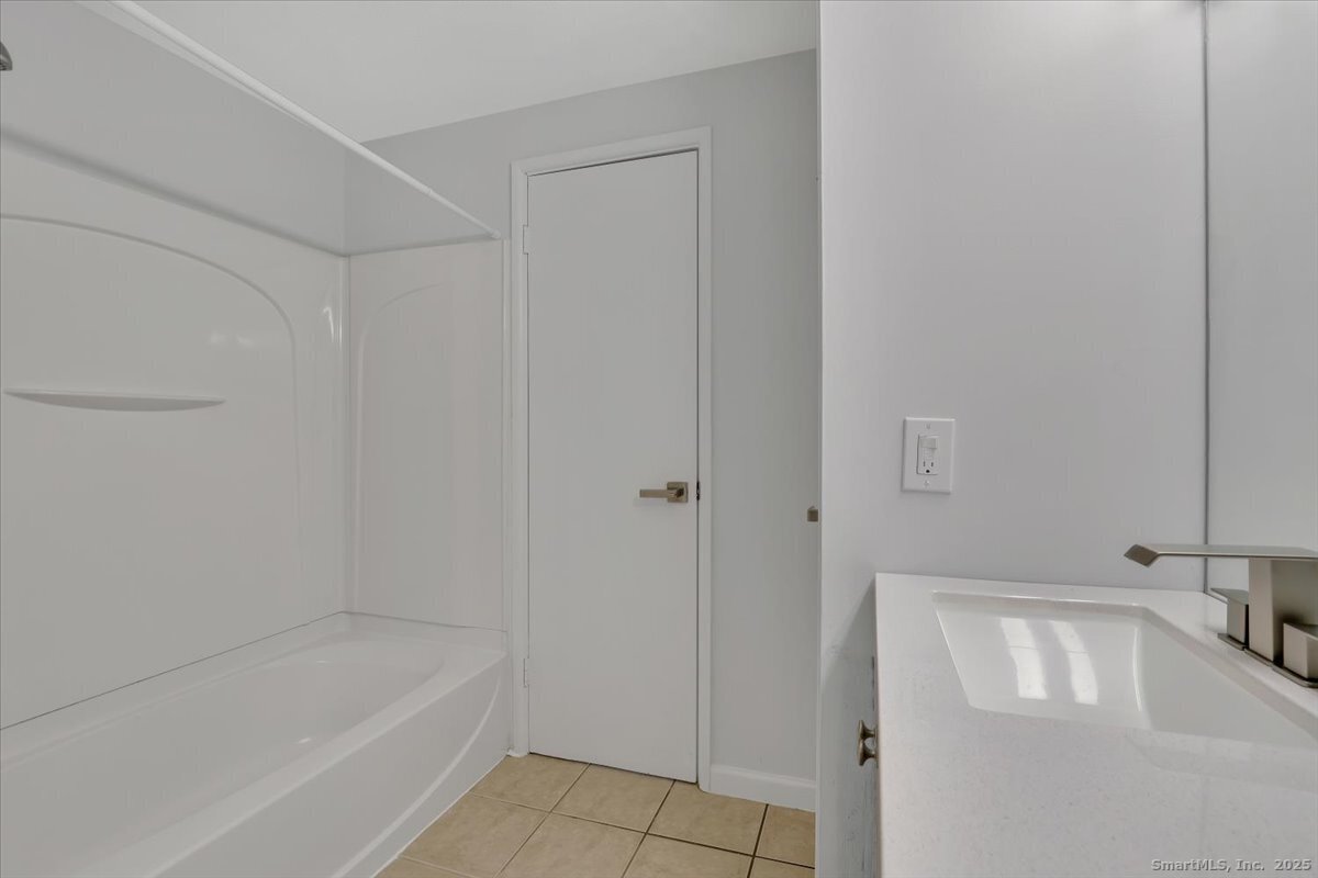 3 Trolley Crossing Lane, Unit 3 Middletown, CT 06457 - Photo 22 of 26