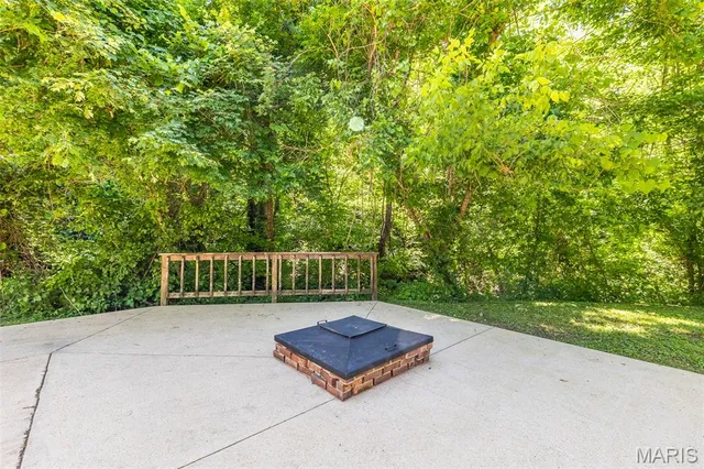 $799,000 | 765 Carter 103, Van Buren, MO 63965