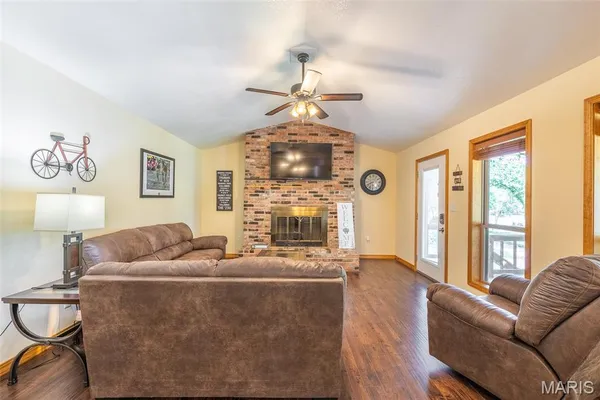 $799,000 | 765 Carter 103, Van Buren, MO 63965